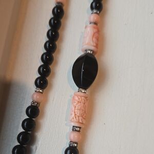 Elegant Black and Pink Beaded Necklace
